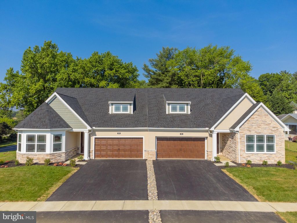 Photo of 200 Bellaride Lane #1, Millersville, PA 17551 (MLS # PALA2047864)