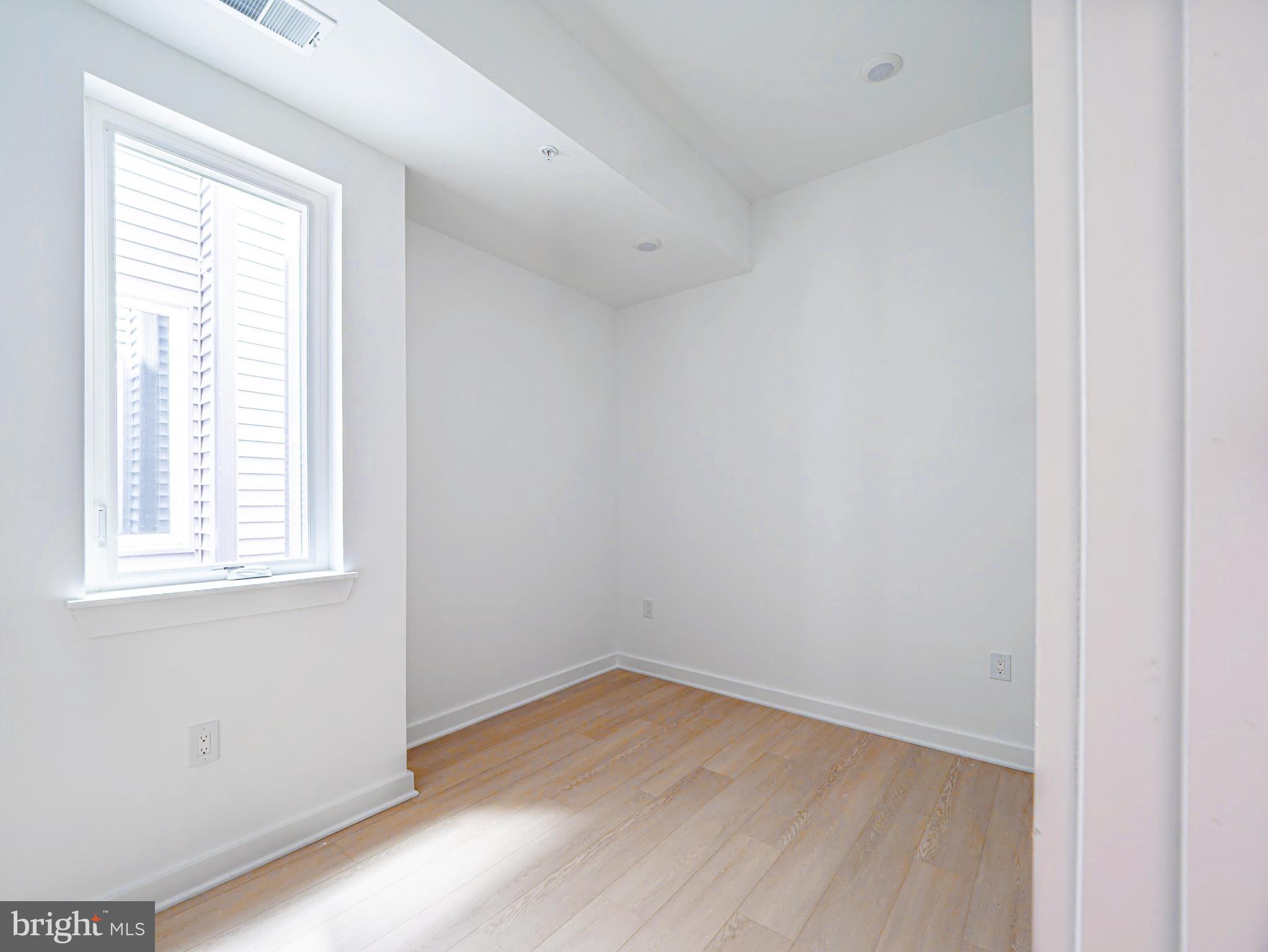 BREWERYTOWN - Residential Lease