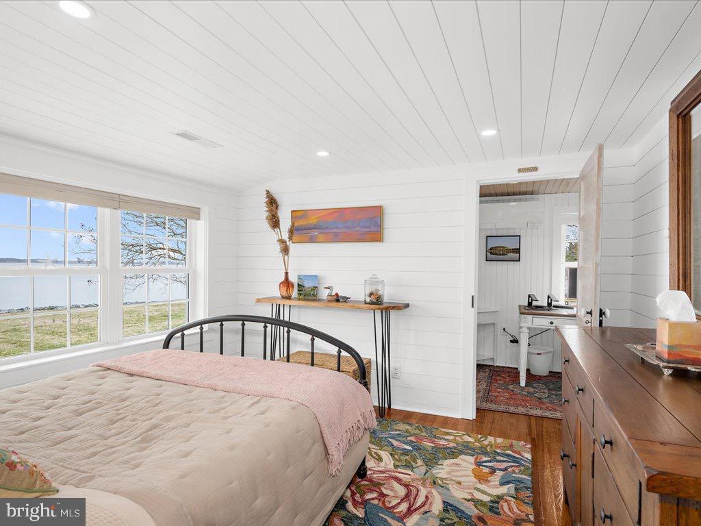 FISHING CREEK - Residential