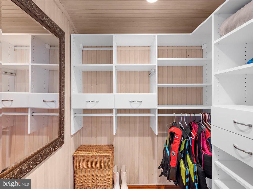 FISHING CREEK - Residential