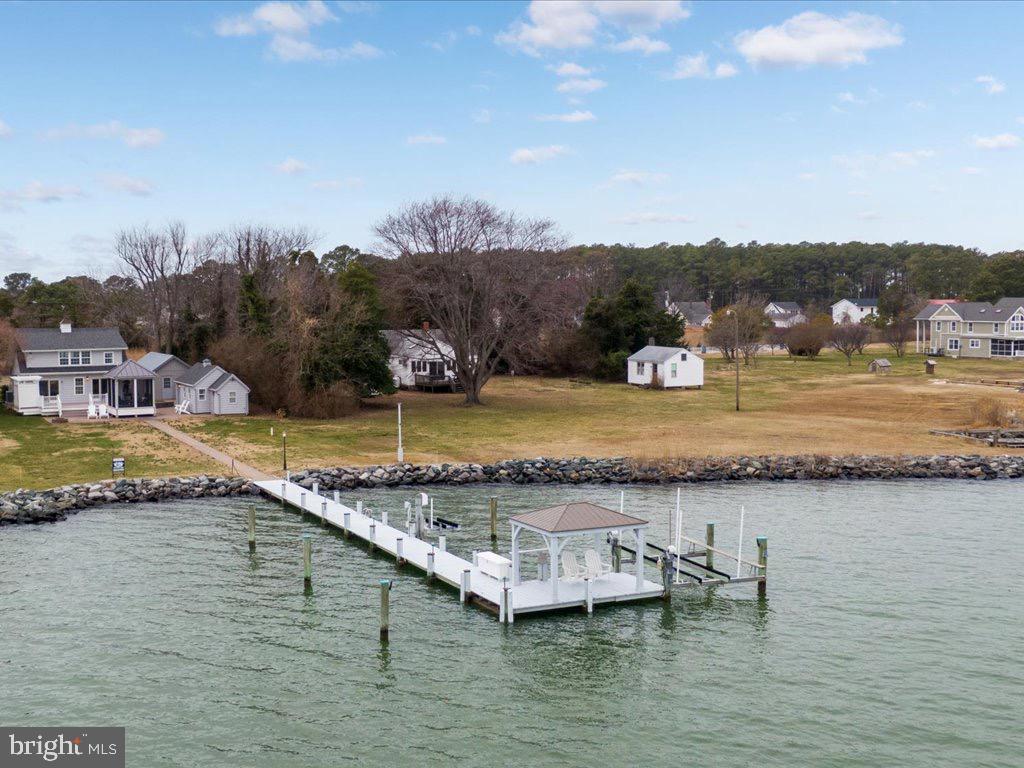 FISHING CREEK - Residential