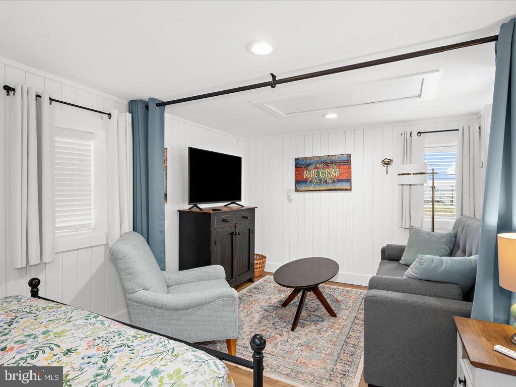 FISHING CREEK - Residential