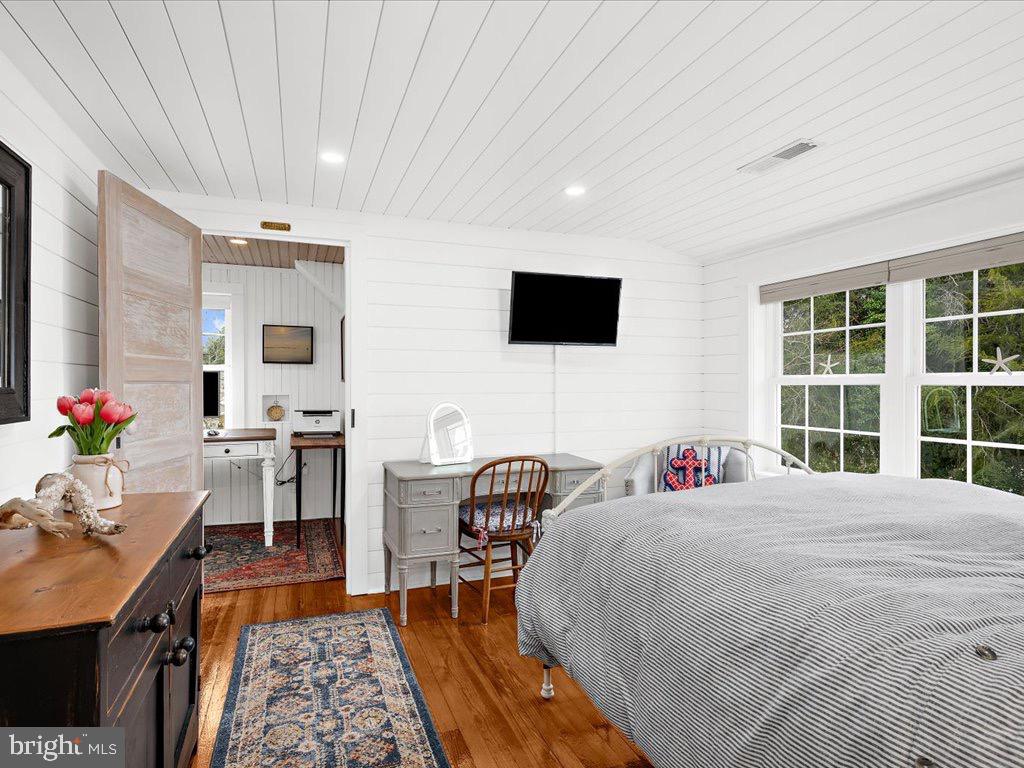 FISHING CREEK - Residential