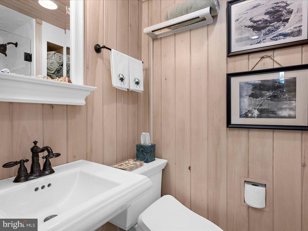 FISHING CREEK - Residential