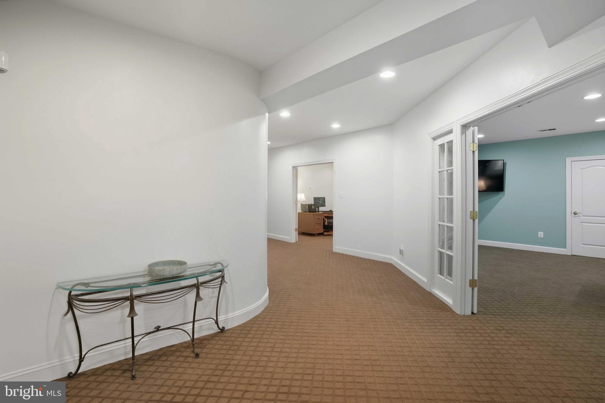 WILLOW CREEK ESTATES - Residential