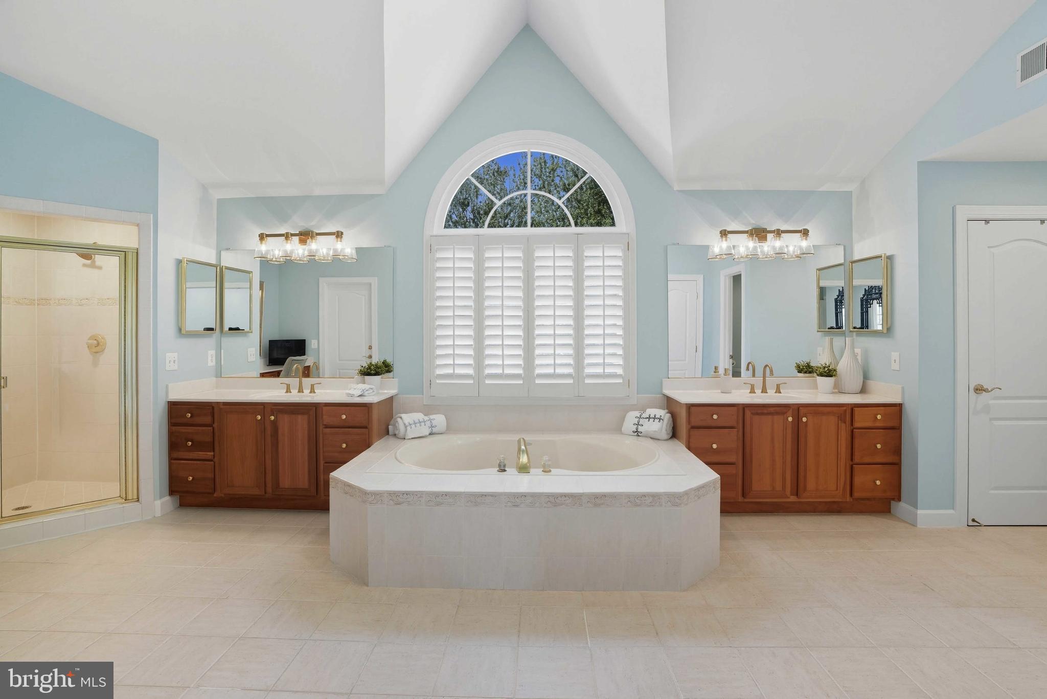 WILLOW CREEK ESTATES - Residential