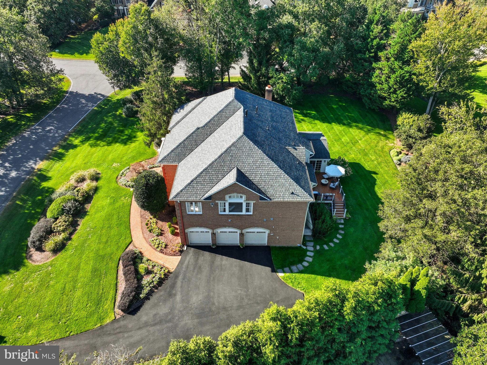 WILLOW CREEK ESTATES - Residential