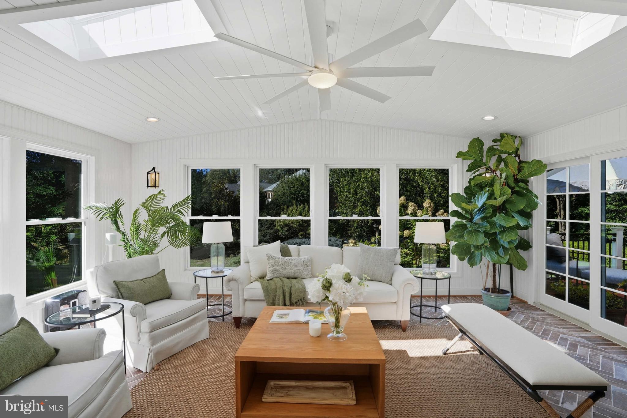 WILLOW CREEK ESTATES - Residential