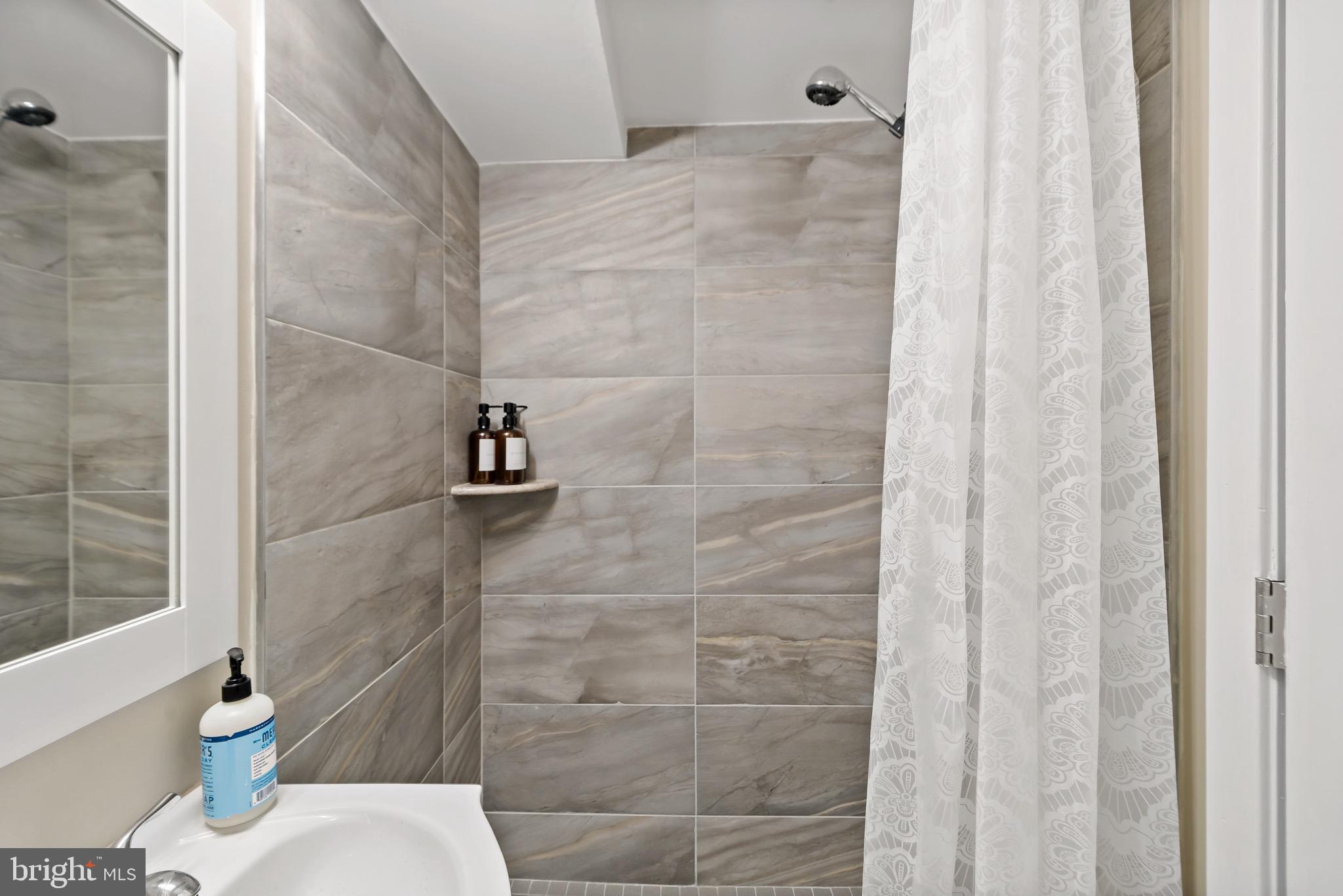 NEWBOLD - Residential