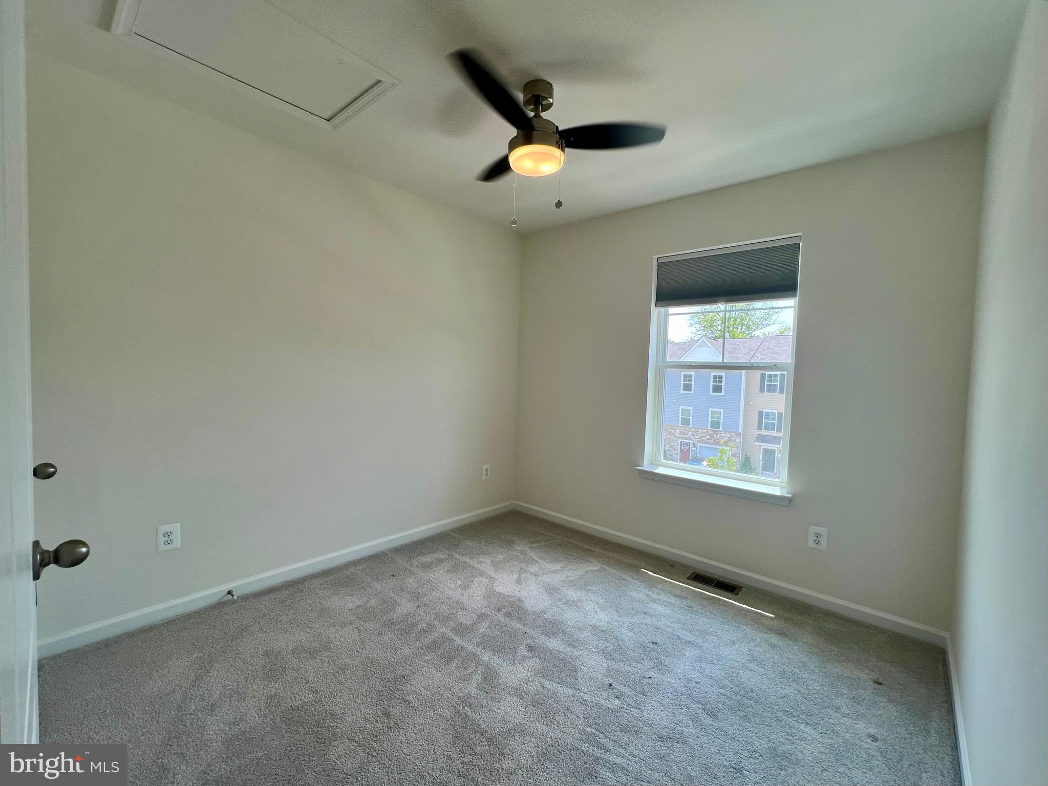 TOWNES AT TATE MANOR - Residential Lease