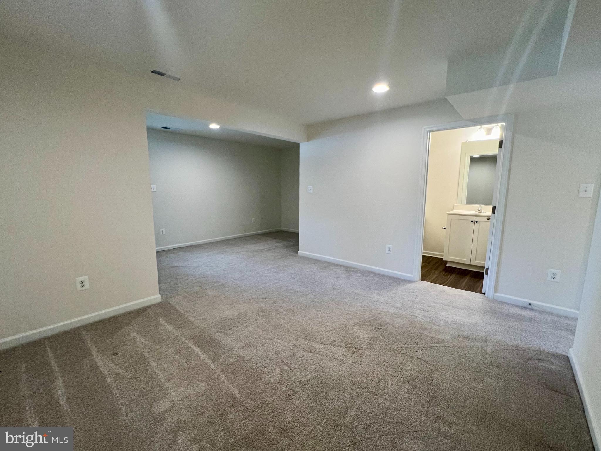 TOWNES AT TATE MANOR - Residential Lease