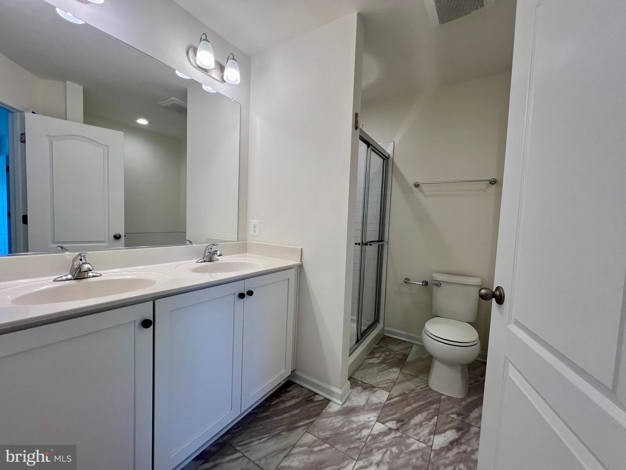 TOWNES AT TATE MANOR - Residential Lease