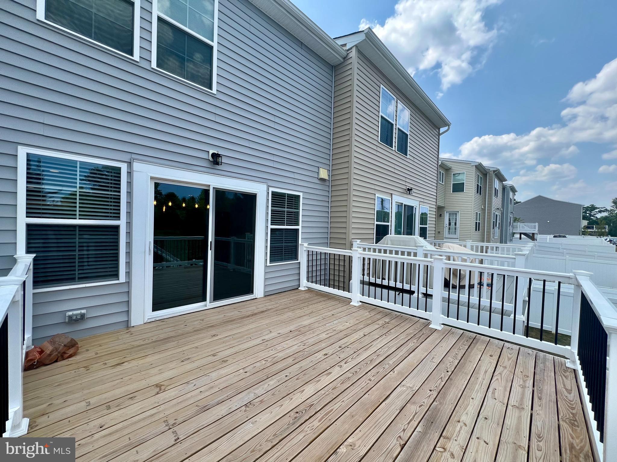 TOWNES AT TATE MANOR - Residential Lease