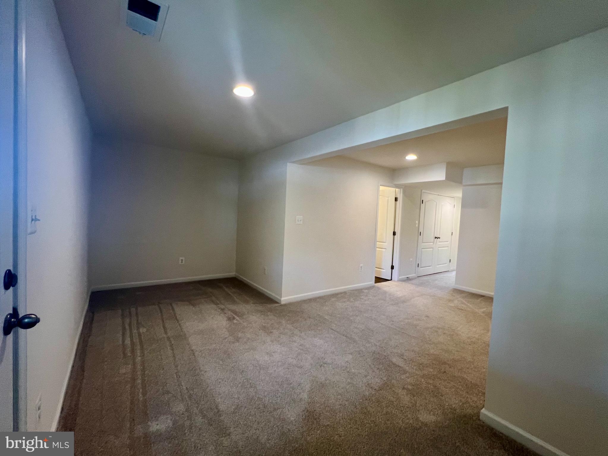 TOWNES AT TATE MANOR - Residential Lease