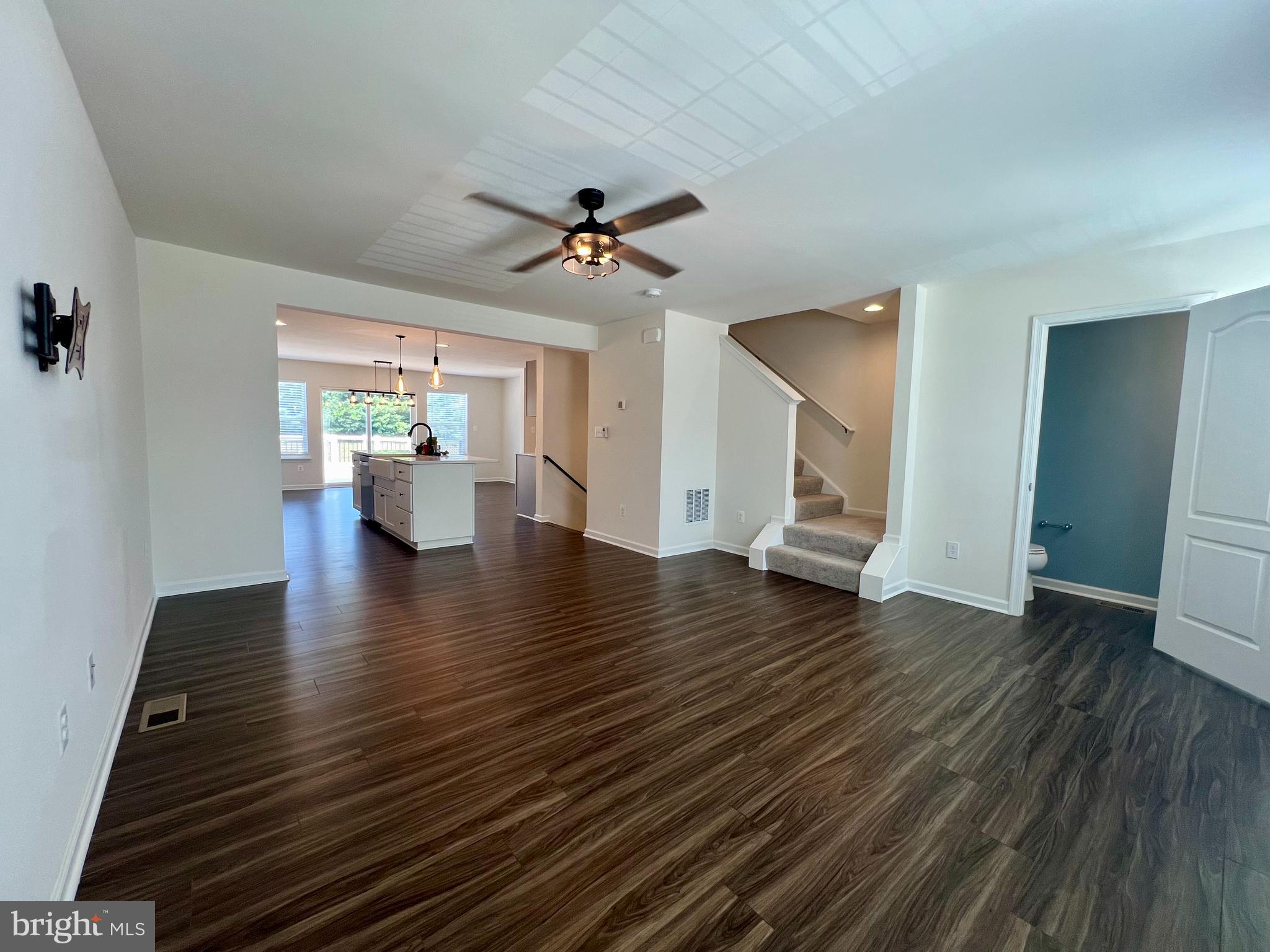 TOWNES AT TATE MANOR - Residential Lease