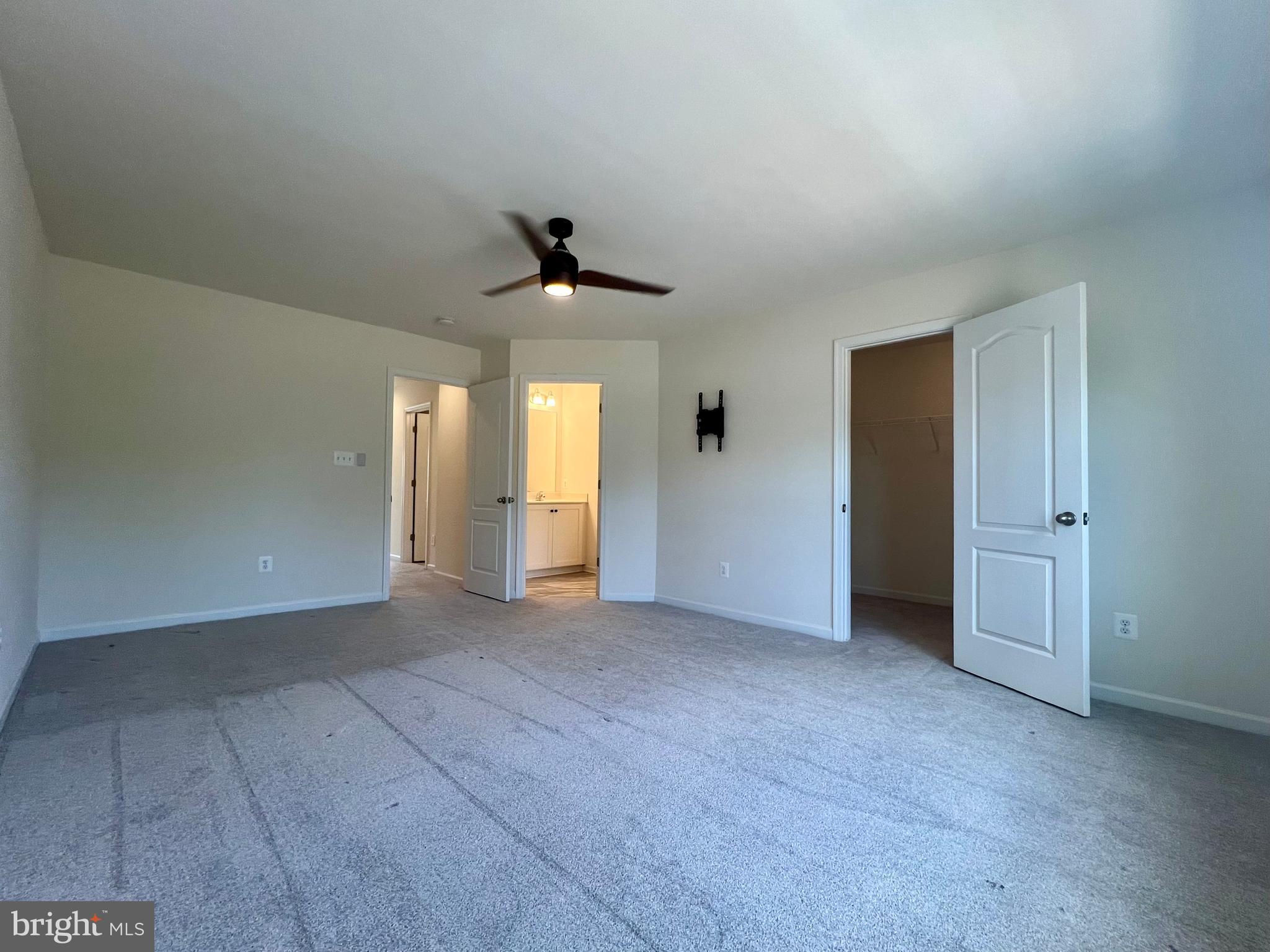 TOWNES AT TATE MANOR - Residential Lease