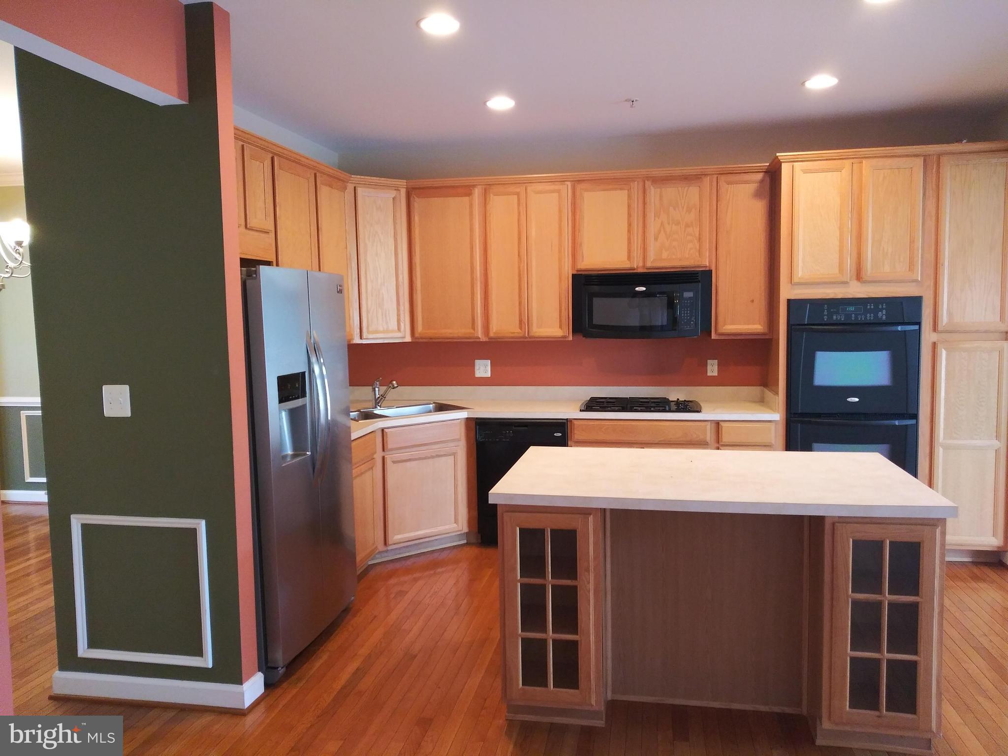 VILLAGES OF DORCHESTER - Residential Lease