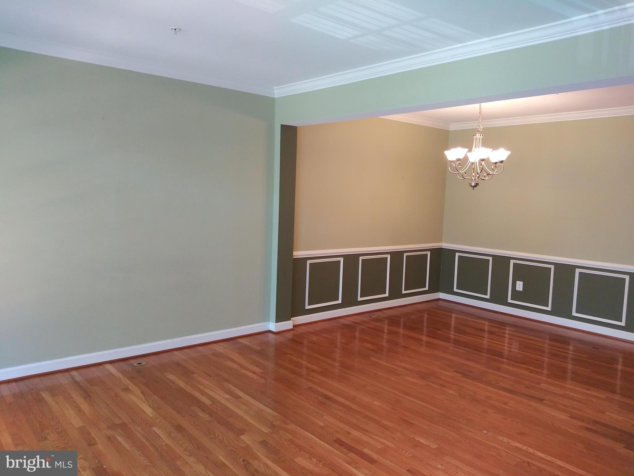 VILLAGES OF DORCHESTER - Residential Lease