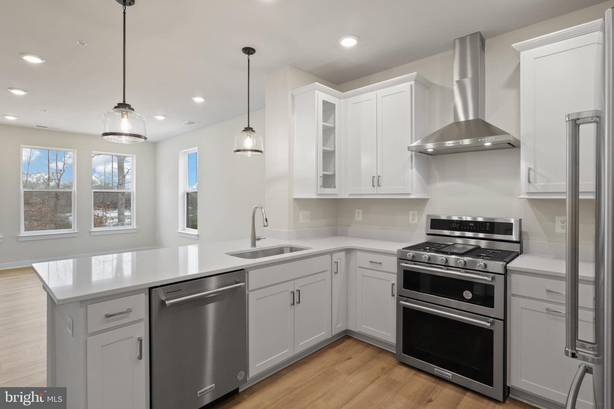 KINCORA - Residential Lease