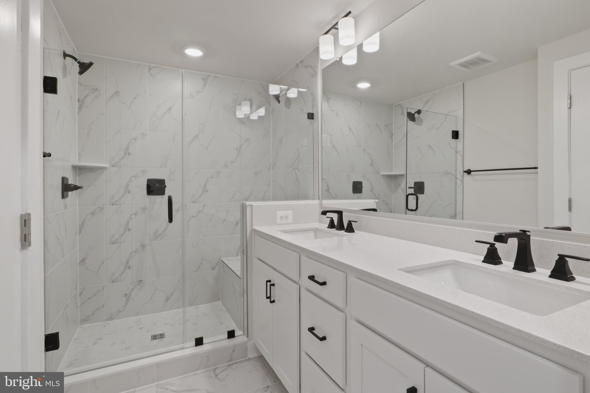 KINCORA - Residential Lease