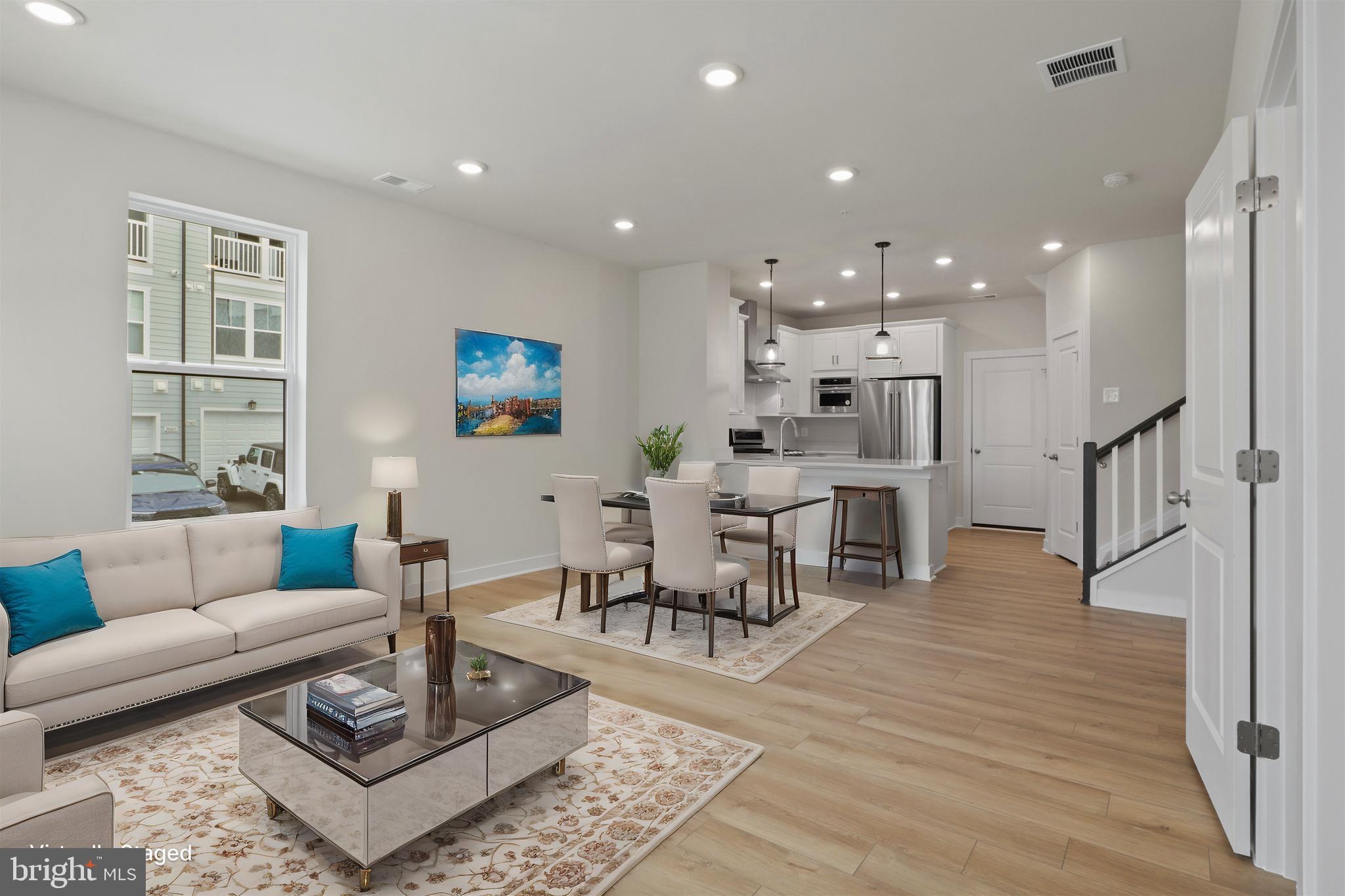 KINCORA - Residential Lease