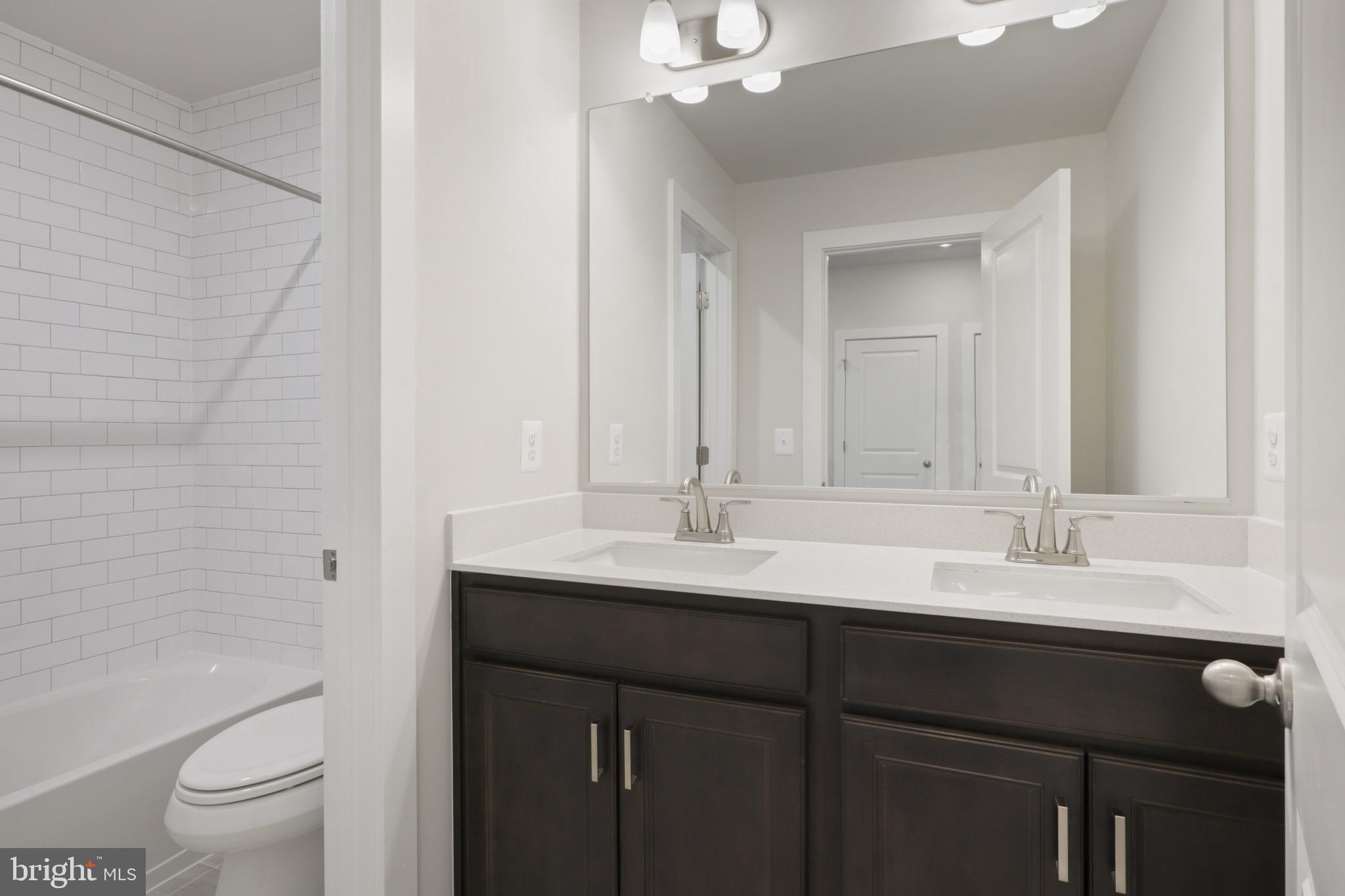 KINCORA - Residential Lease