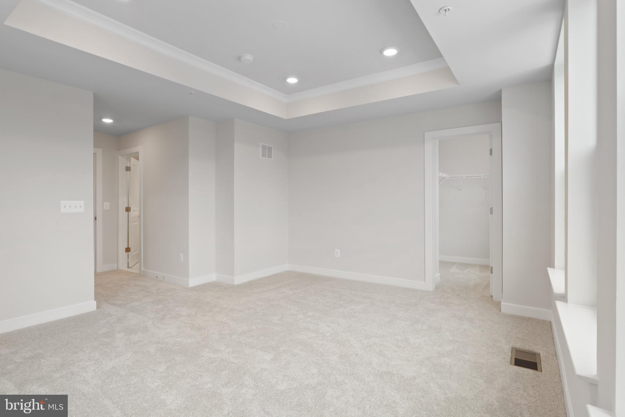 KINCORA - Residential Lease