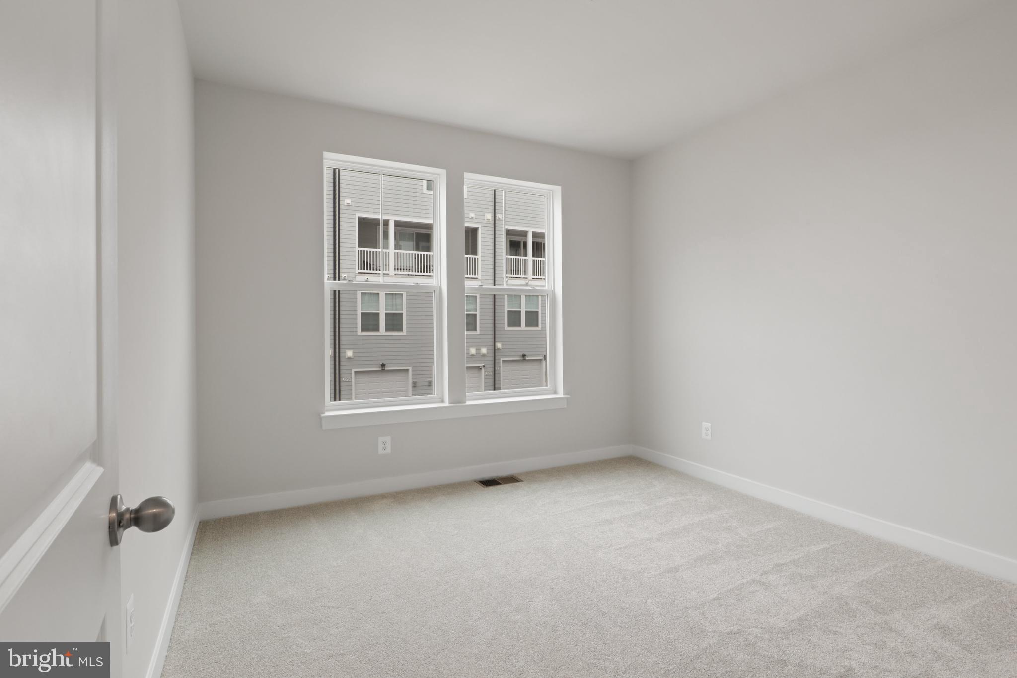 KINCORA - Residential Lease