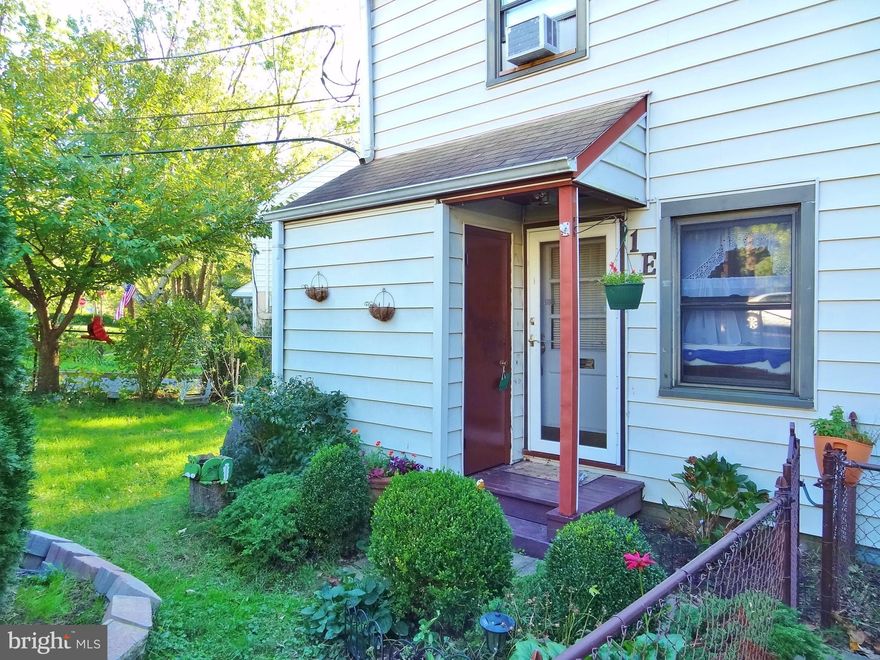 A delightful end unit townhouse in "Old Greenbelt" great location on the bus line convenient to shopping, I-95, I- 495, BALT-WASH PKWY. Seller needs a December settlement. Close to schools, Roosevelt High School. Coop fee includes taxes and maintenance, trash removal.