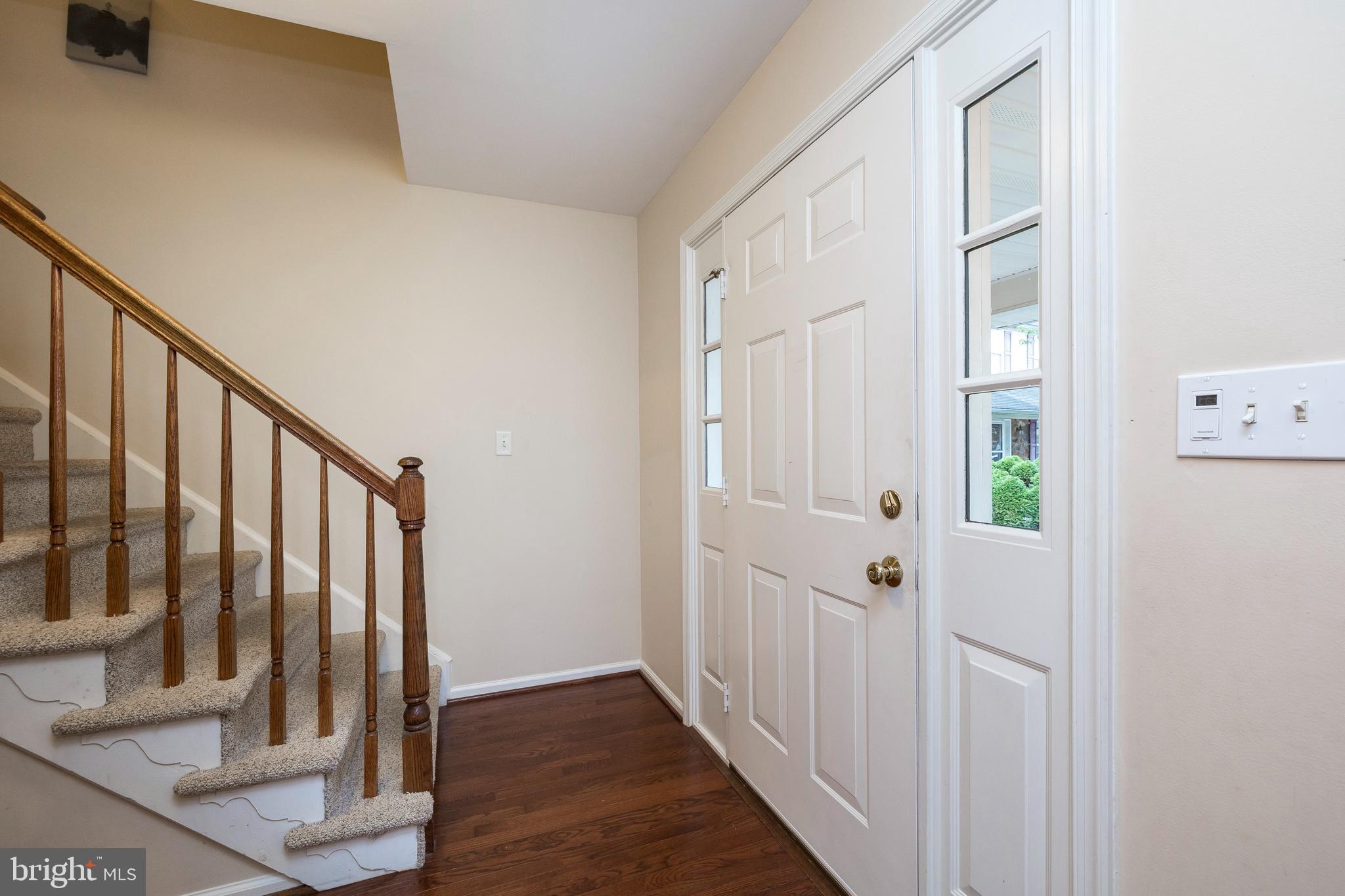 FAIRLAWN COURT - Residential Lease