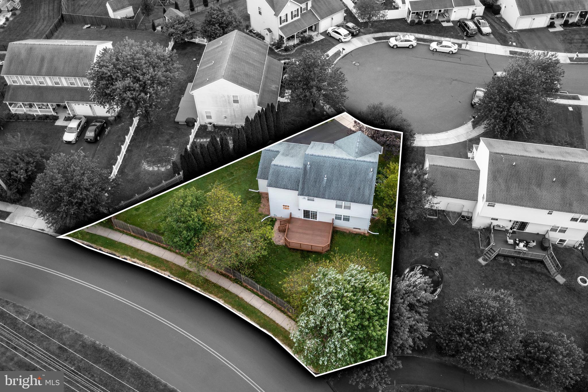 FAIRLAWN COURT - Residential Lease