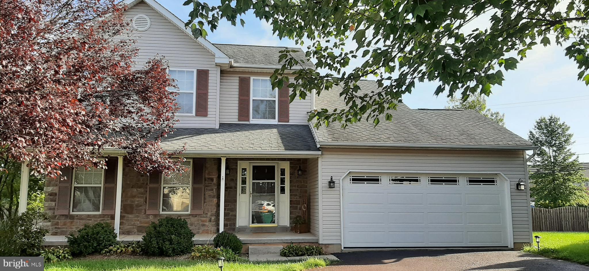 FAIRLAWN COURT - Residential Lease