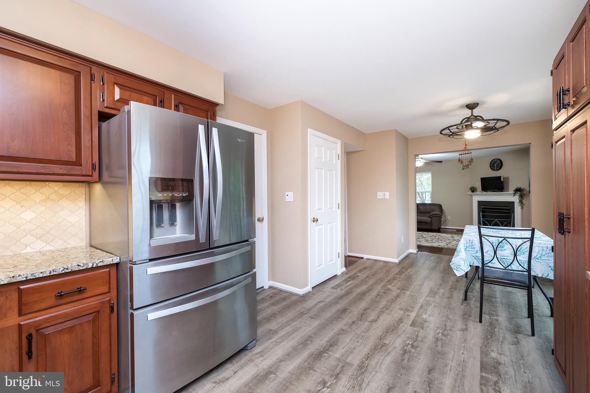 FAIRLAWN COURT - Residential Lease