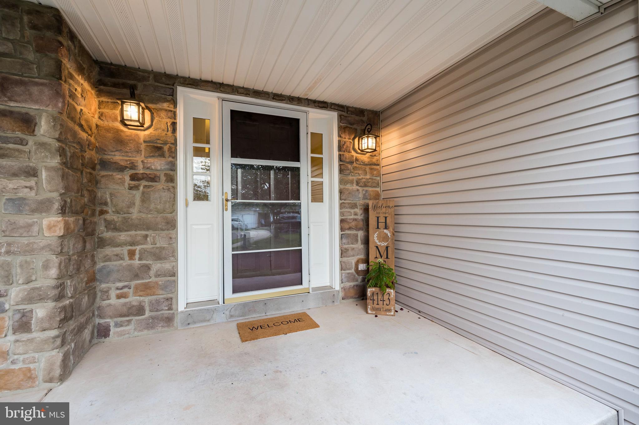 FAIRLAWN COURT - Residential Lease