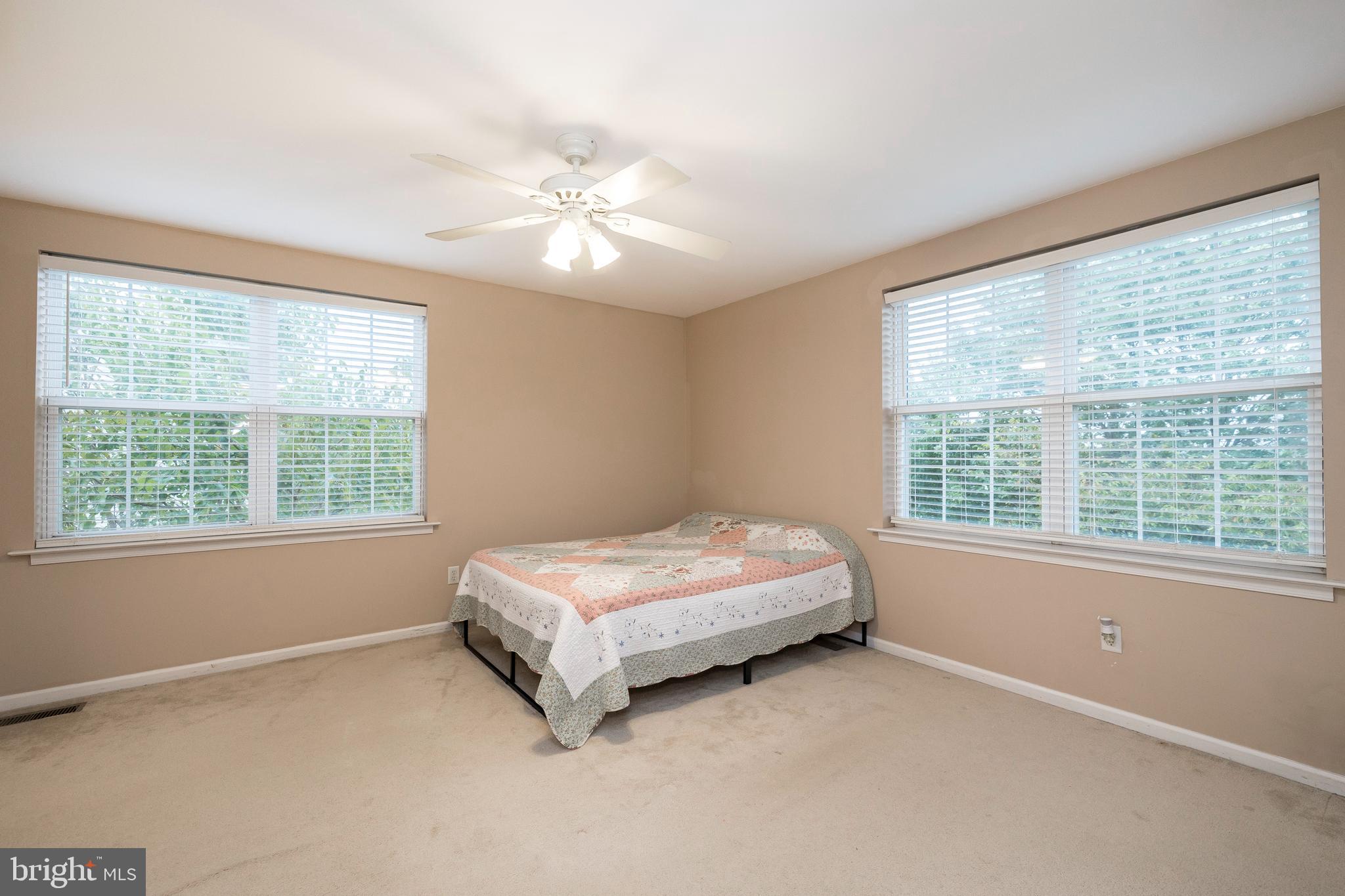 FAIRLAWN COURT - Residential Lease