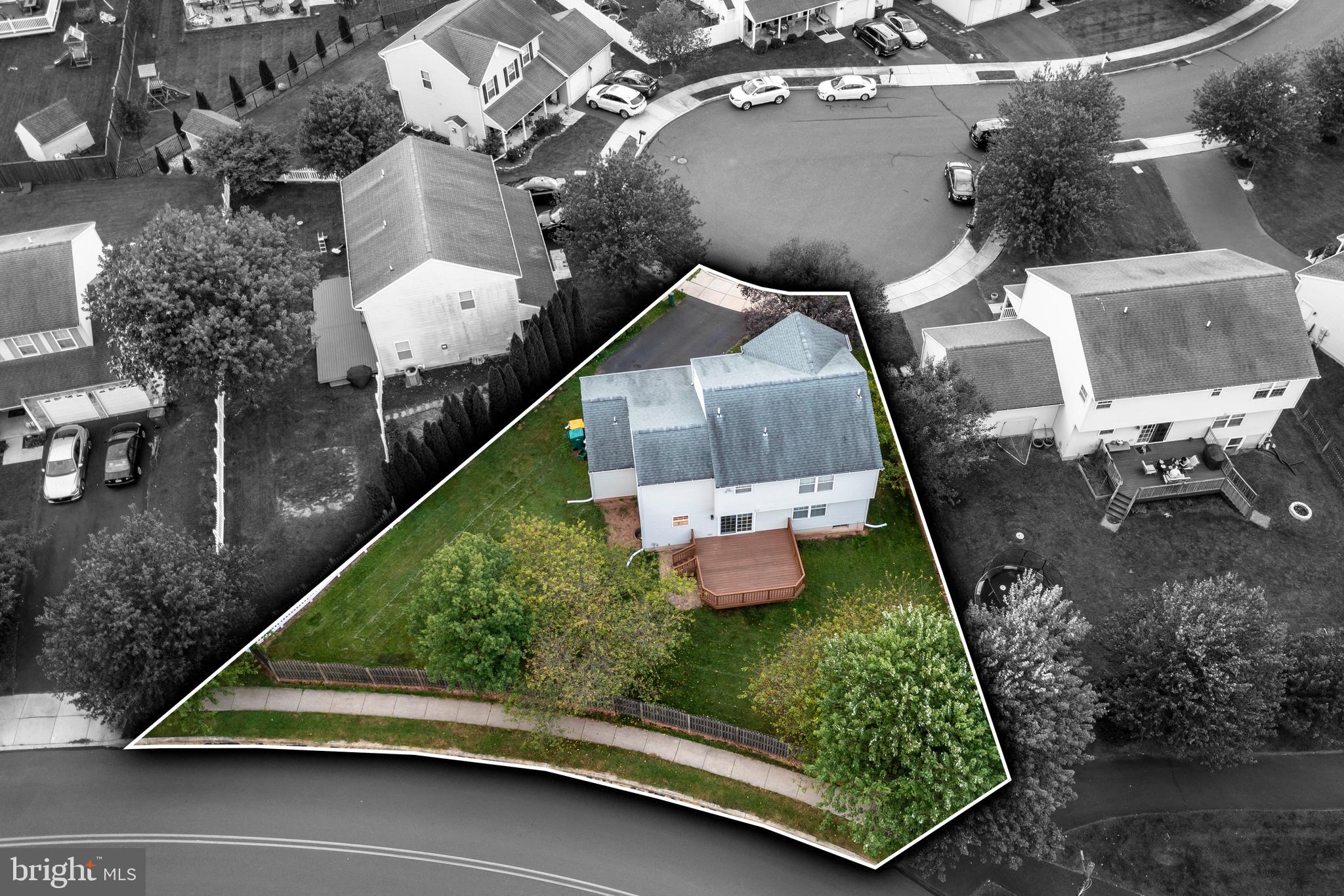 FAIRLAWN COURT - Residential Lease