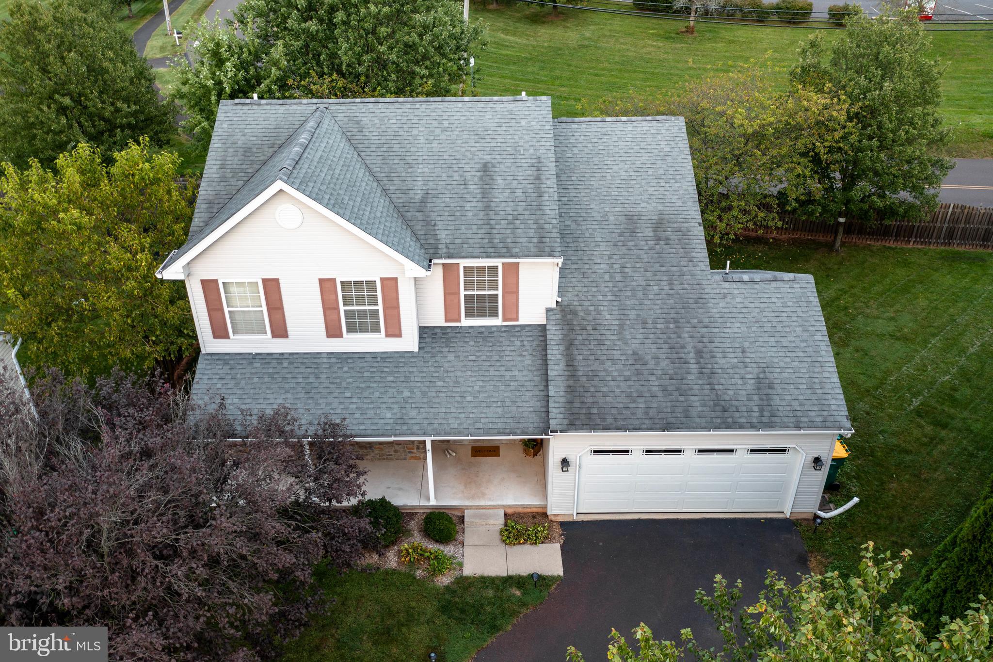 FAIRLAWN COURT - Residential Lease