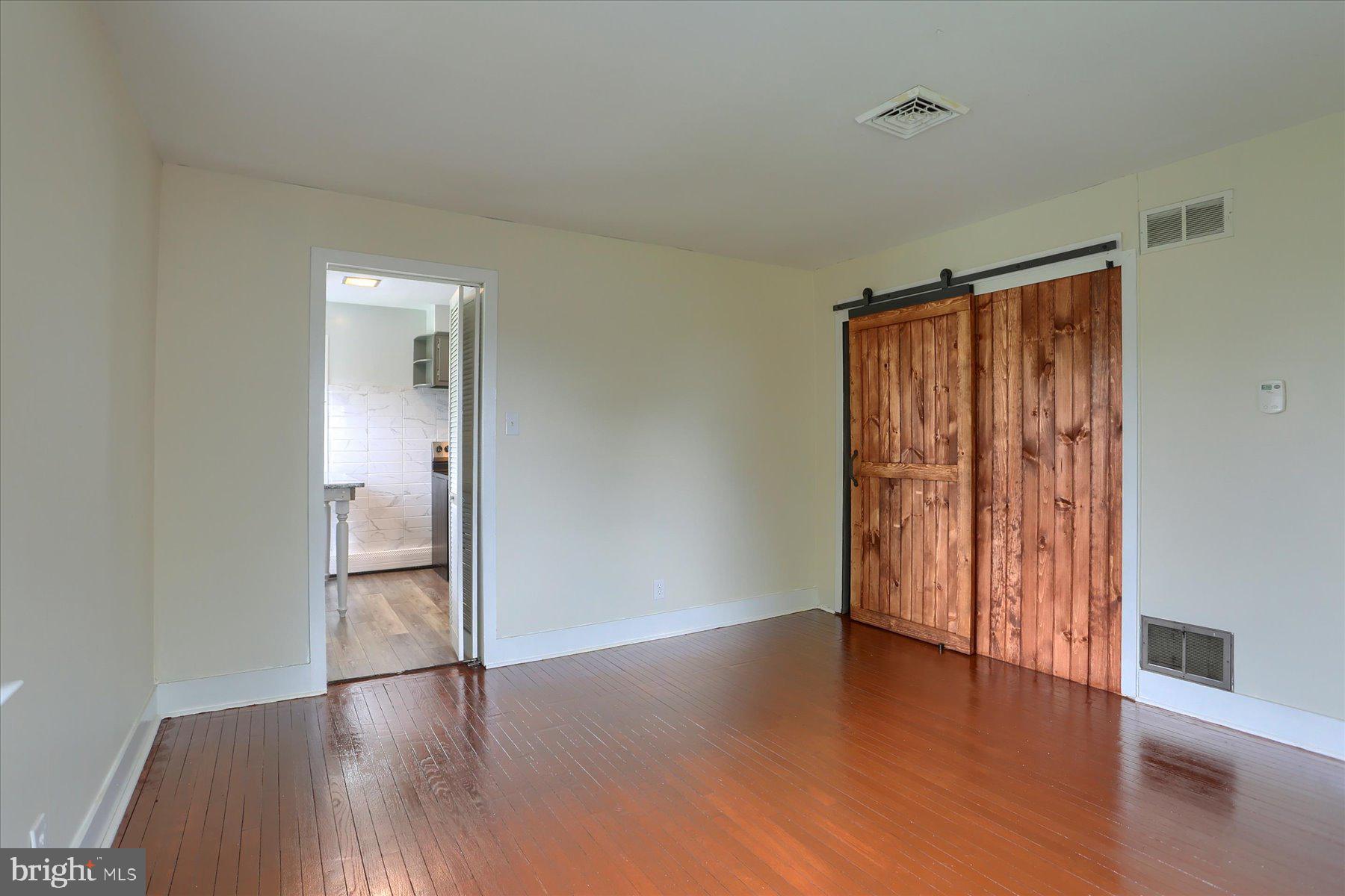 WINDSOR - Residential