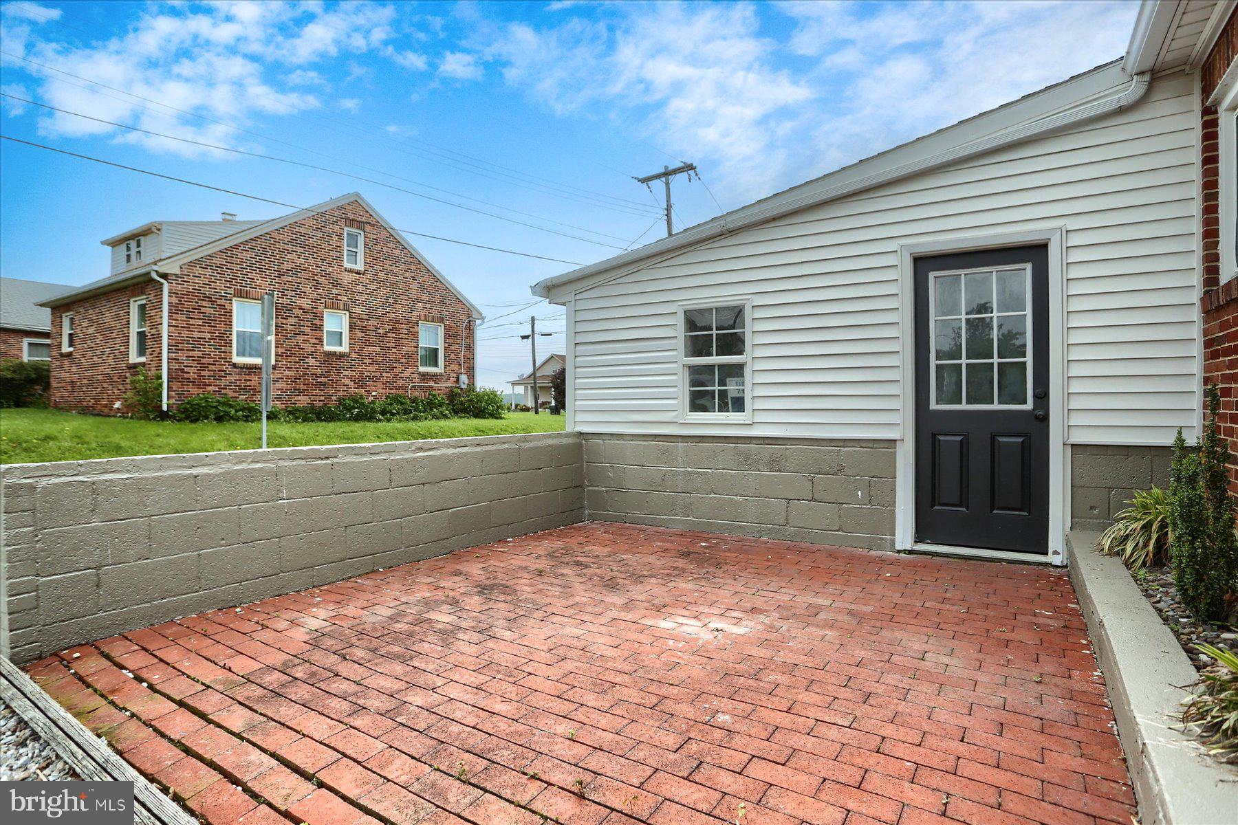 WINDSOR - Residential