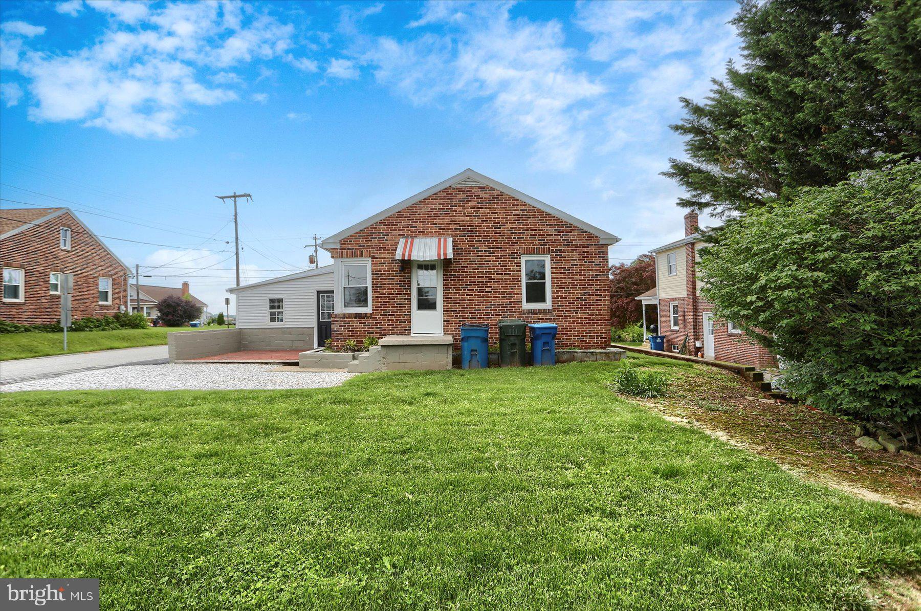 WINDSOR - Residential