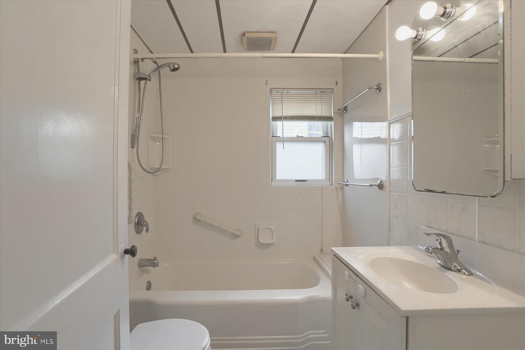 WINDSOR - Residential