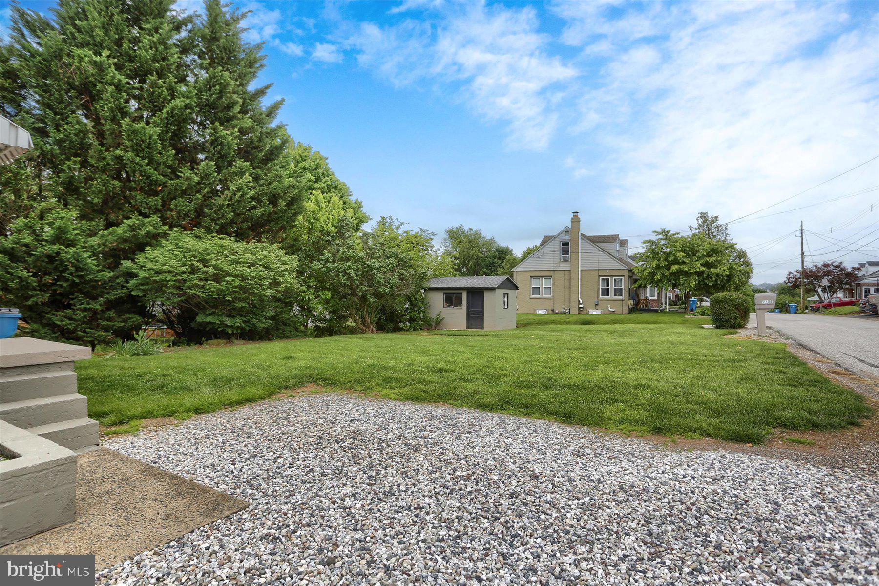 WINDSOR - Residential