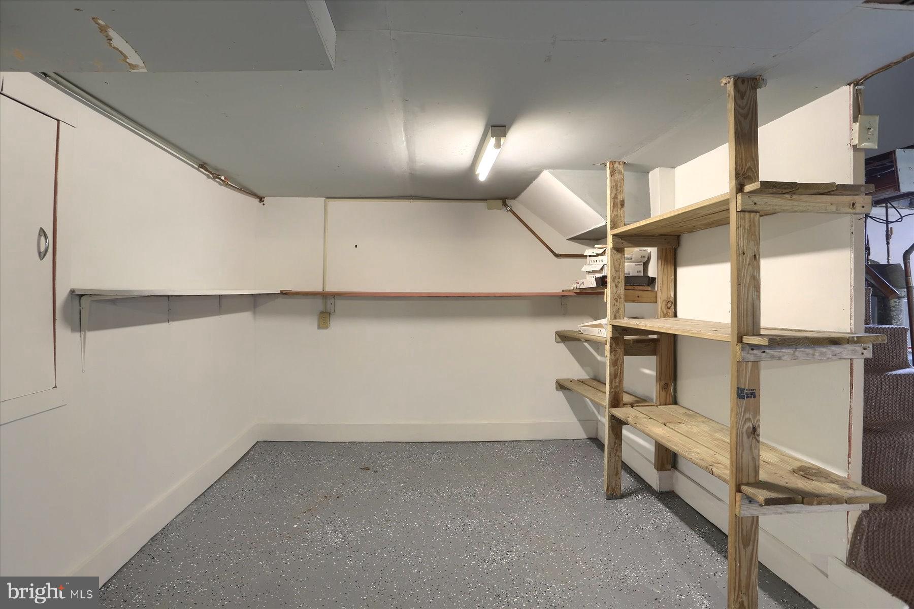 WINDSOR - Residential