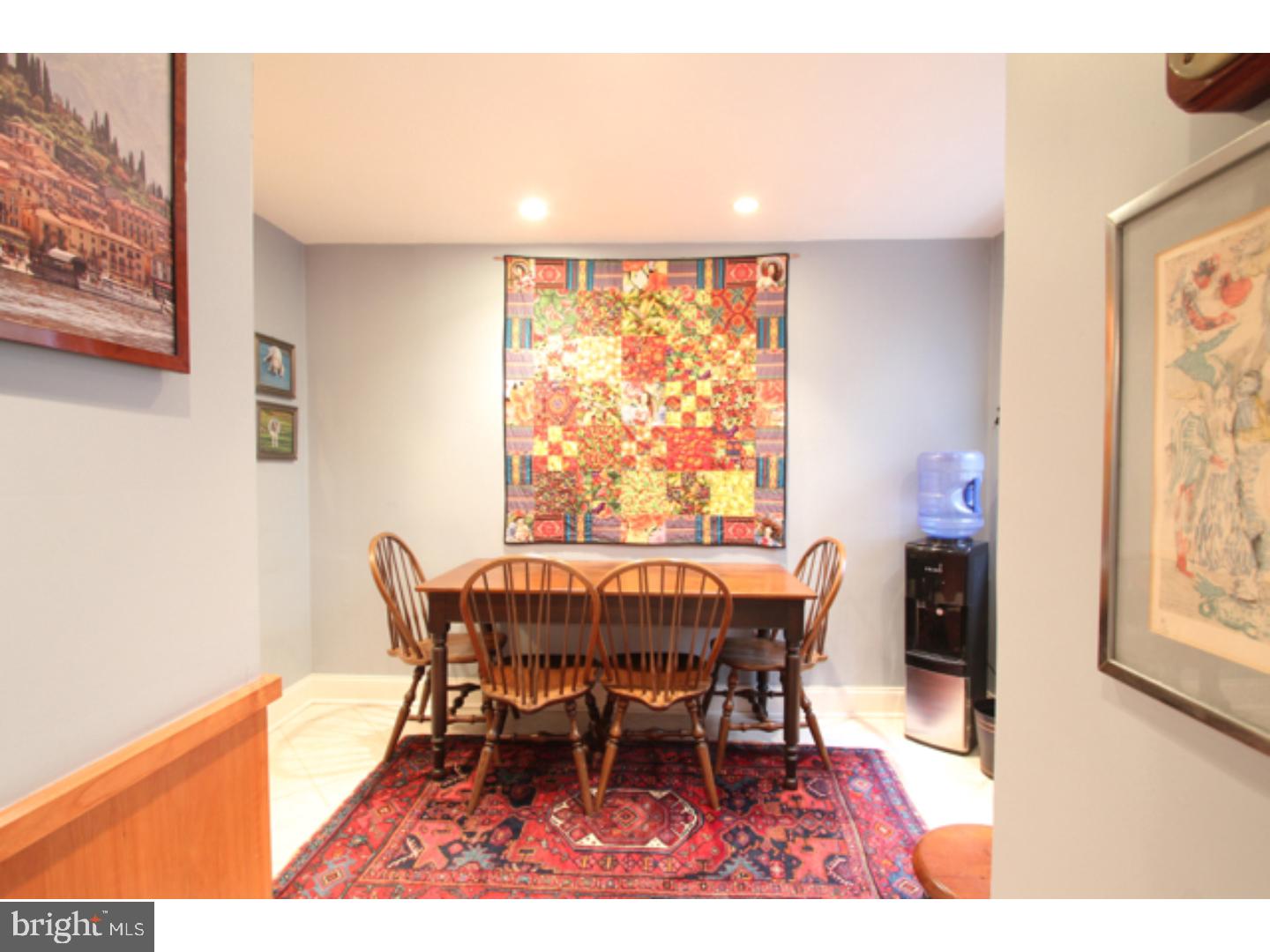 SOCIETY HILL - Residential