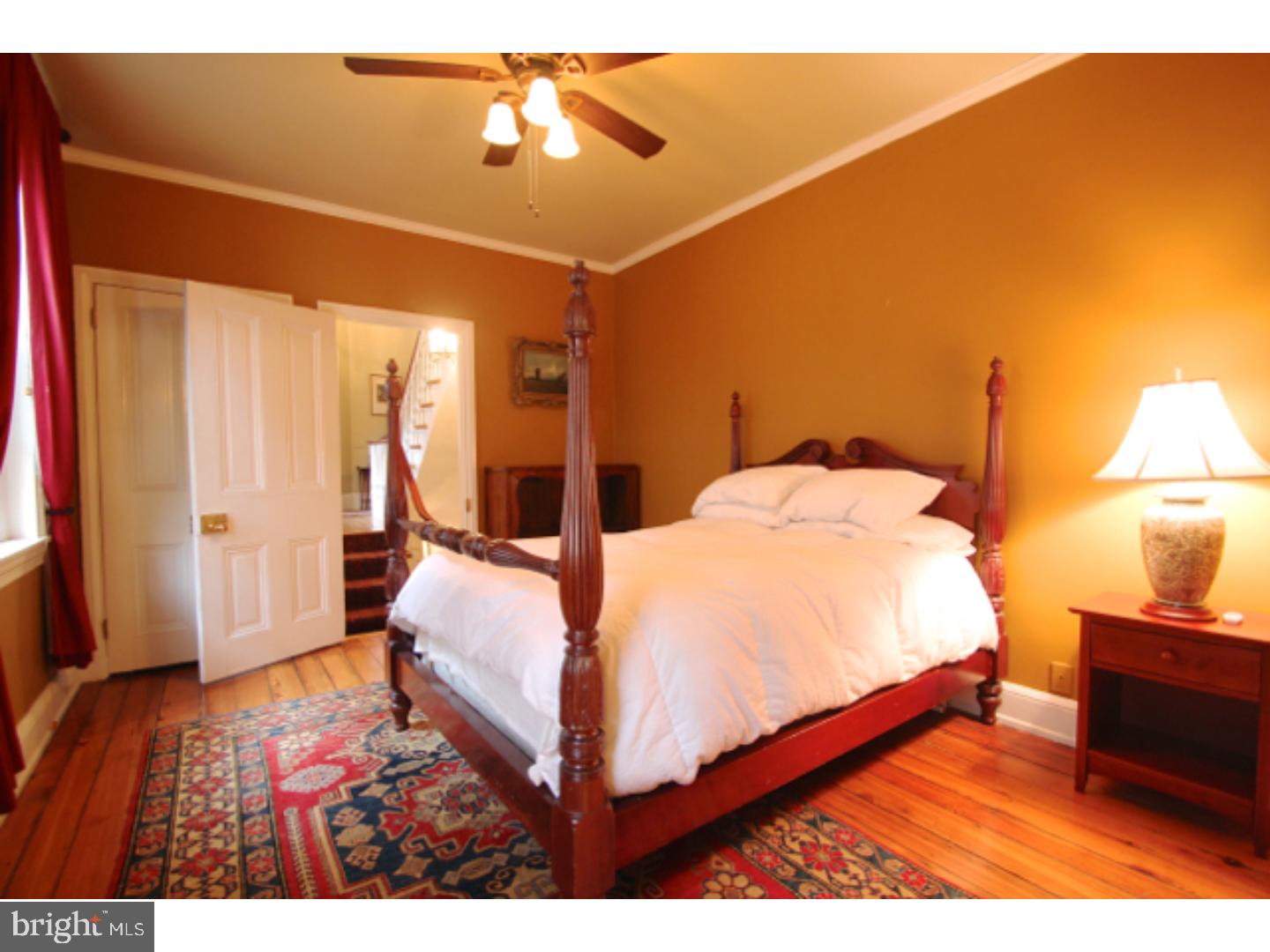 SOCIETY HILL - Residential