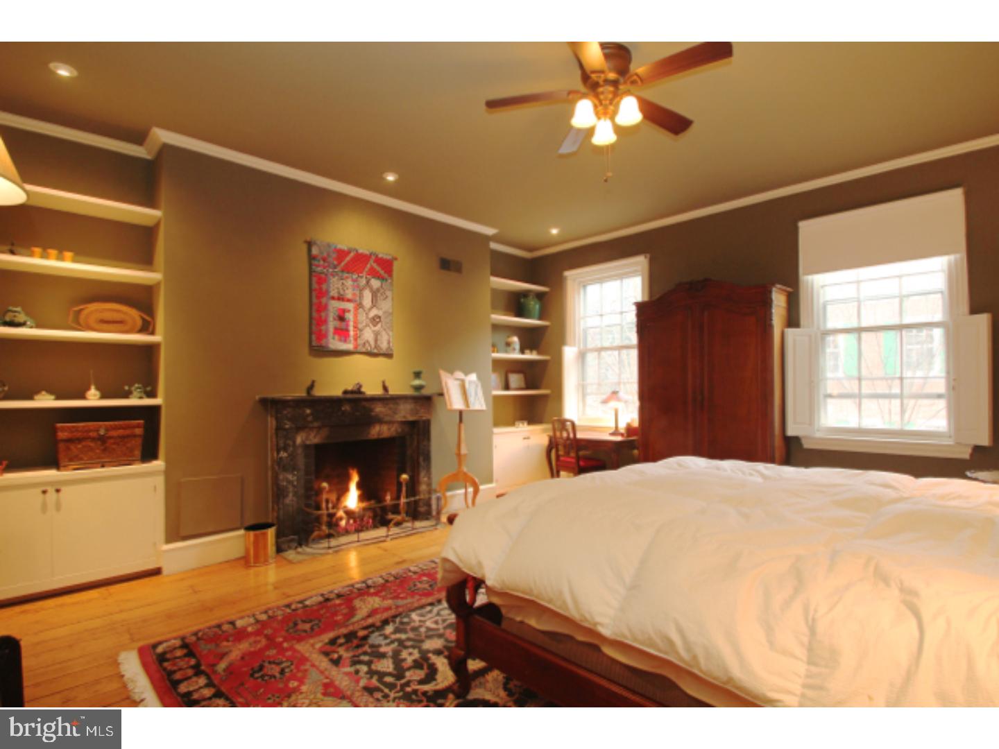 SOCIETY HILL - Residential