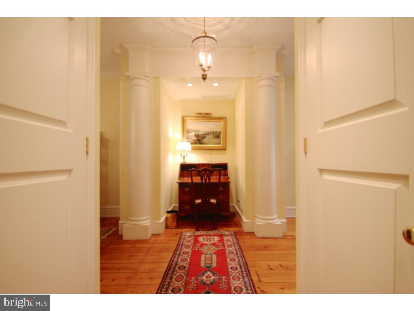 SOCIETY HILL - Residential