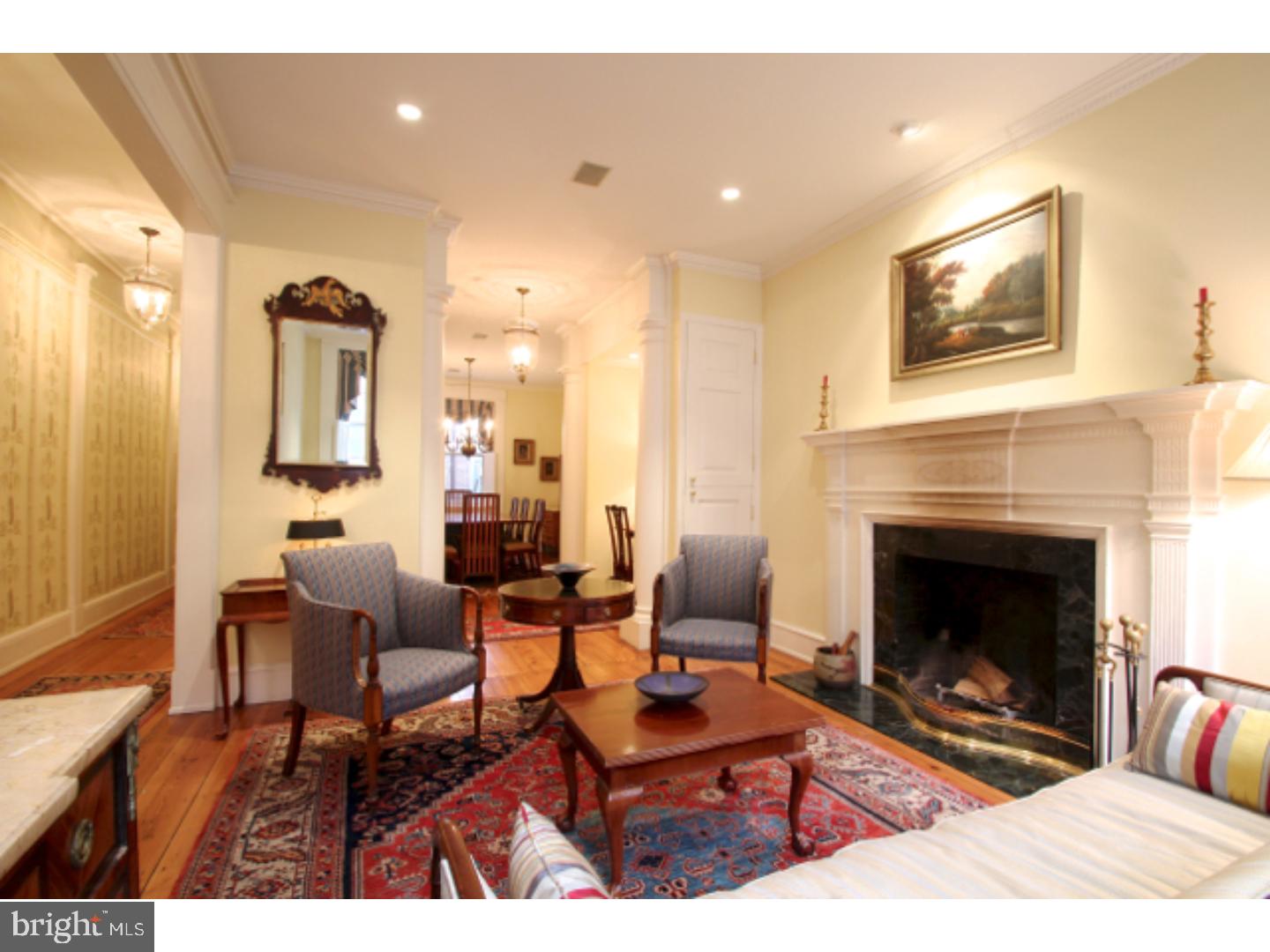 SOCIETY HILL - Residential