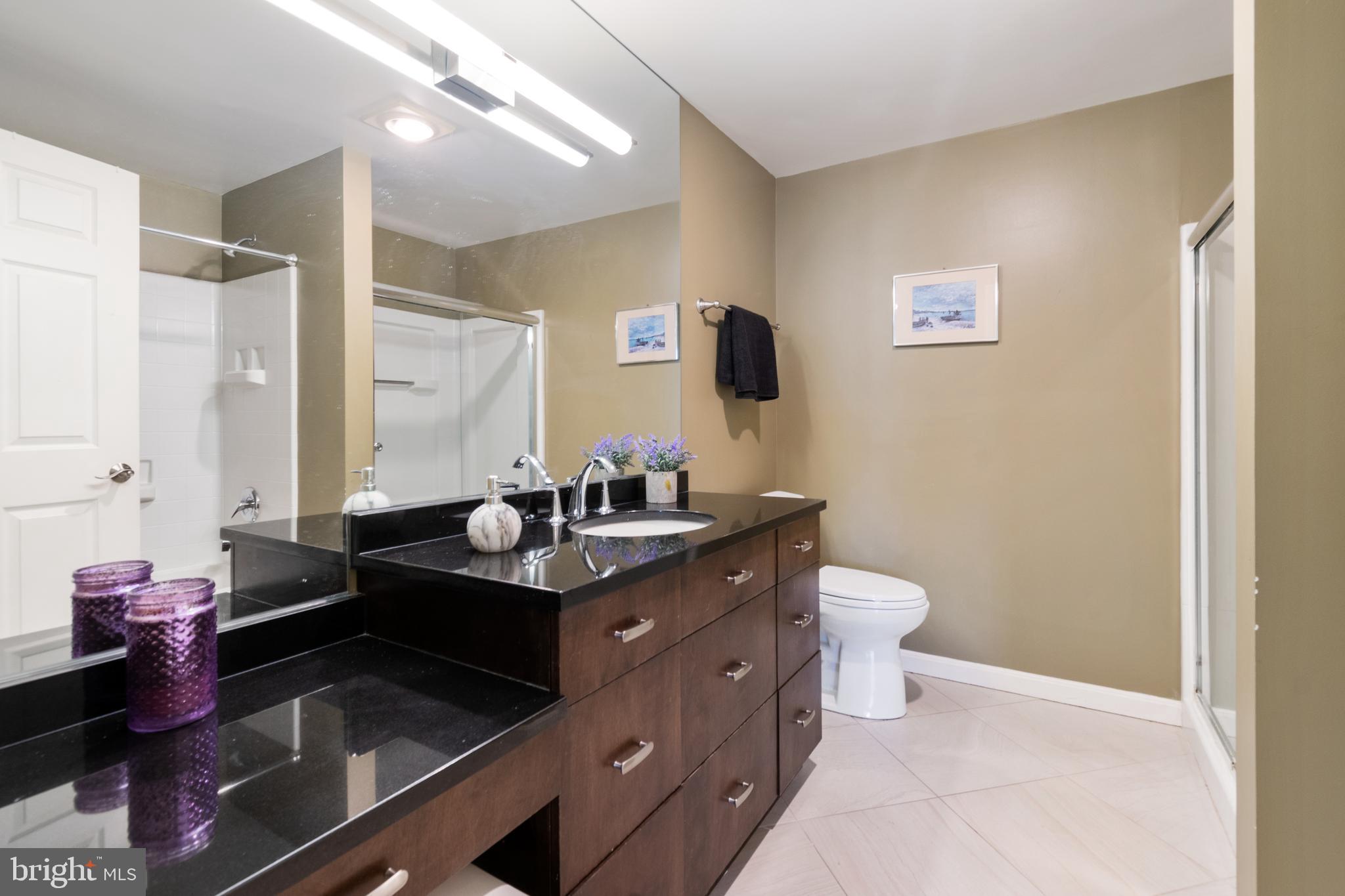 TURNBERRY COURTS AT LEIS - Residential