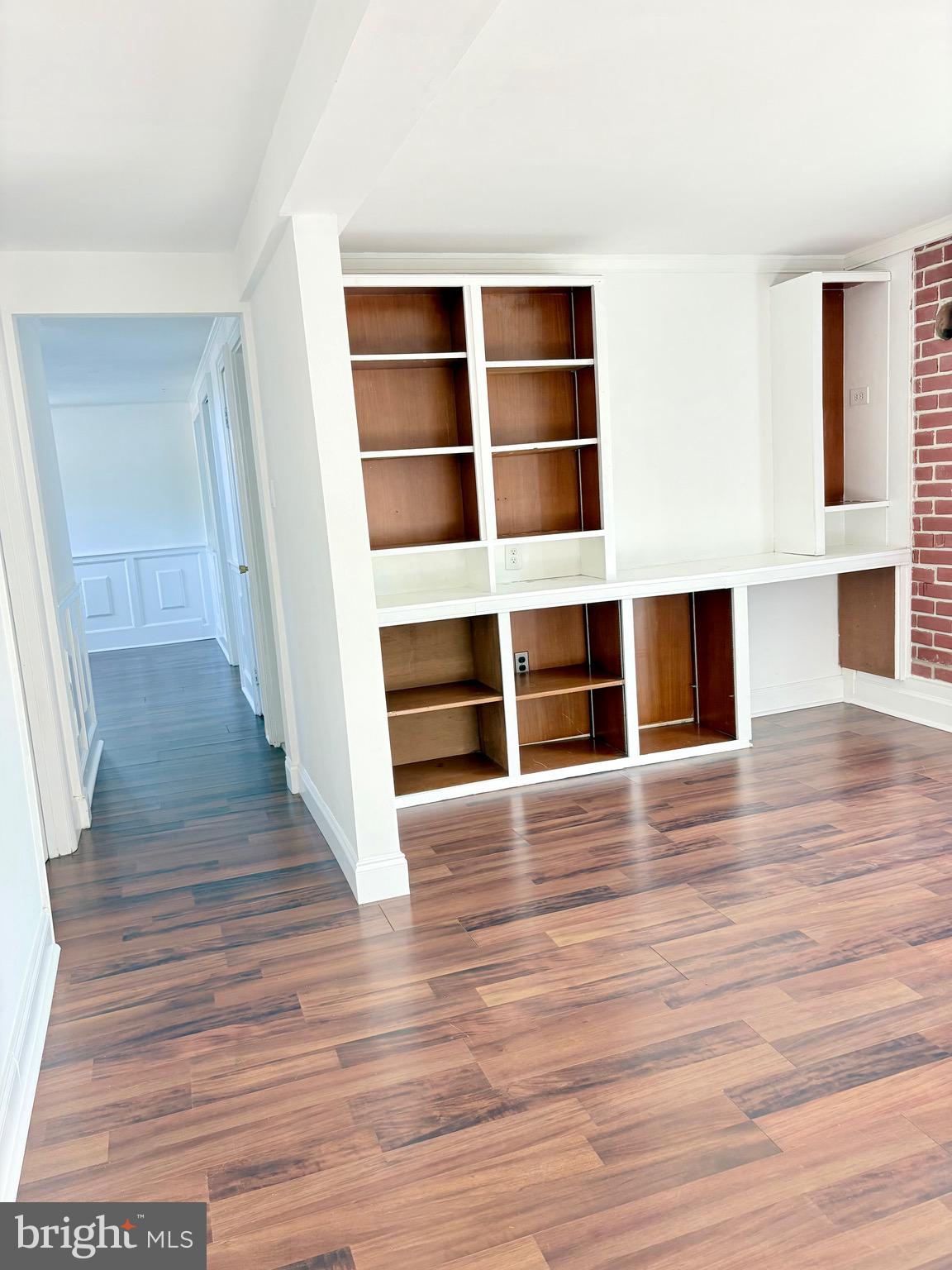 CLOVERDALE - Residential